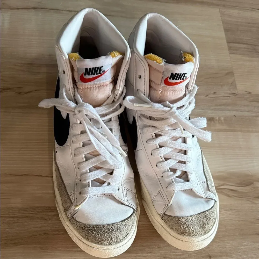 Nike Blazer White and Black Sneakers
